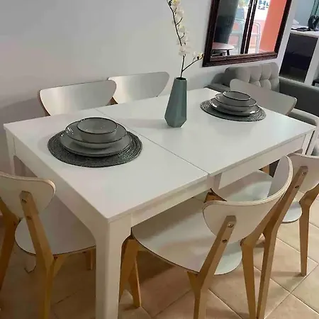 Appartement 3-bedroom With Pool In *