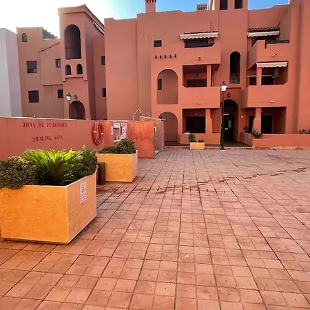 3-bedroom With Pool In Appartement Torrevieja